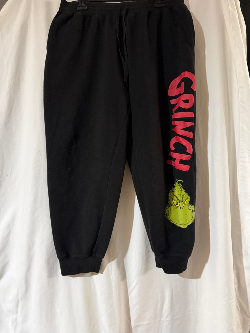 Black Grinch Graphic Joggers - Men's XXL in size